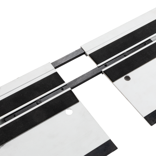 Makita 198885-7 Feature Shot (rail mounting) - Thumbnail