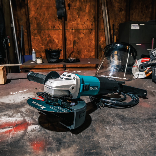 Makita 9566CVR Beauty Shot 1 - Thumbnail