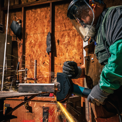 Makita 9566CVR Action Shot 6 - Thumbnail