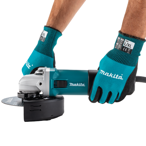 Makita 9566CVR Feature Shot (ergonomics) - Thumbnail