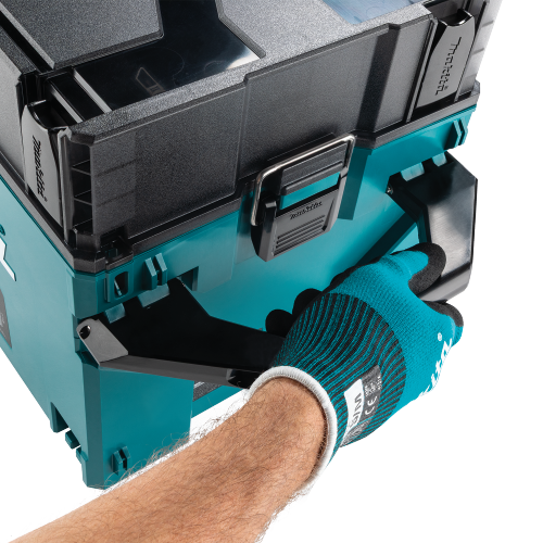 Makita BCC02 Feature Shot (carry handle) - Thumbnail