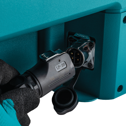Makita BCC02 Feature Shot (charging plug) - Thumbnail