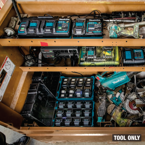 Makita BCC02 Beauty Shot (cleaner for storage tool only) - Thumbnail