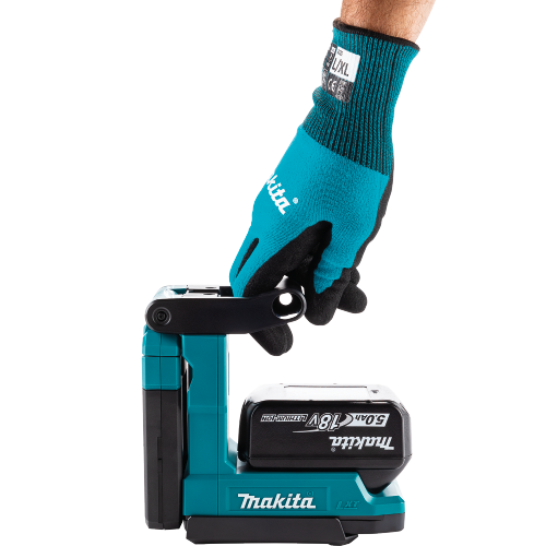 Makita DML819 Feature Shot (ergonomics closed with 5.0ah) - Thumbnail