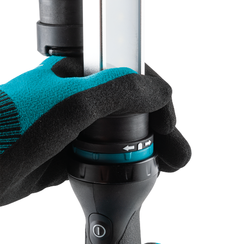 Makita DML818 Feature Shot (light rotation) - Thumbnail