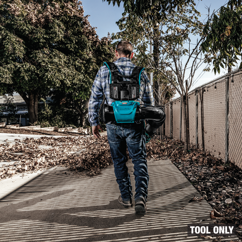 Makita GBU04Z Action Shot 2 - Thumbnail