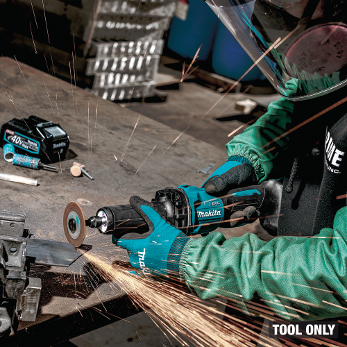 Makita GDG02Z Action Shot 8 (cutt-off wheel) - Thumbnail