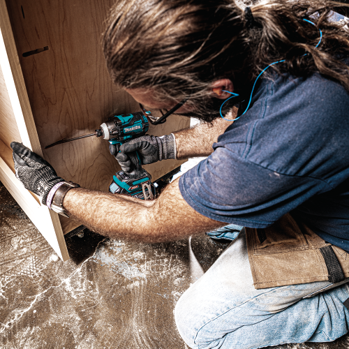 Makita GDT04D Action Shot 2 - Thumbnail