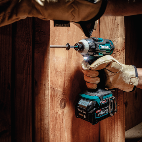 Makita GDT04D Action Shot (rescon framing 2) - Thumbnail