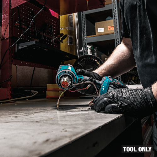 Makita GGH01Z Action Shot 1 (electrical) - Thumbnail