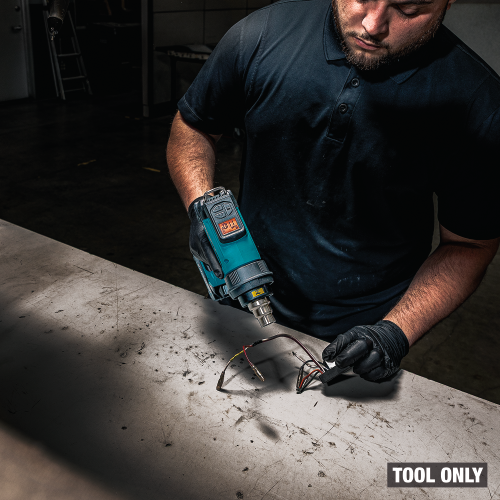 Makita GGH01Z Action Shot 2 (electrical) - Thumbnail