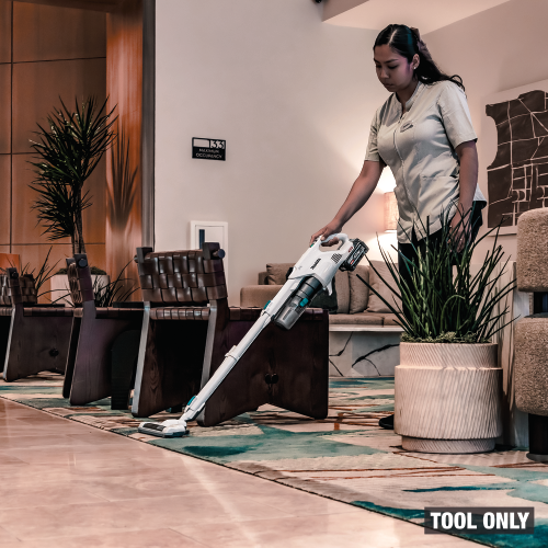 Makita GLC04Z Action Shot 8 - Thumbnail