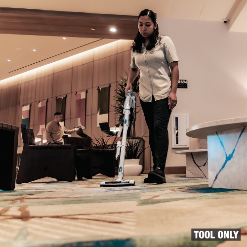 Makita GLC04Z Action Shot 10 - Thumbnail
