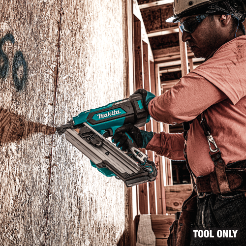 Makita GNB01Z Action Shot 12 - Thumbnail
