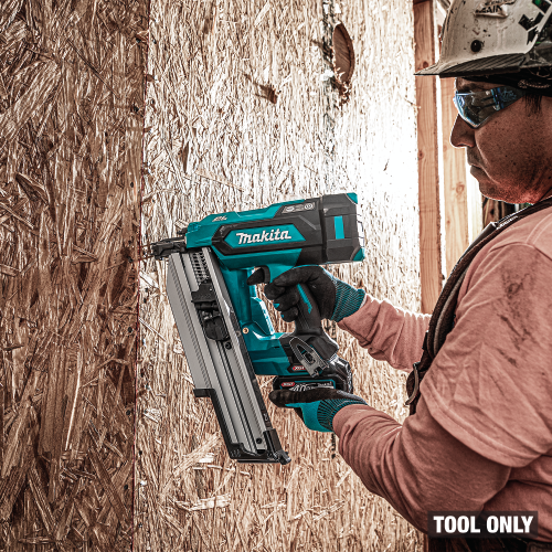Makita GNB02Z Action Shot 5 - Thumbnail