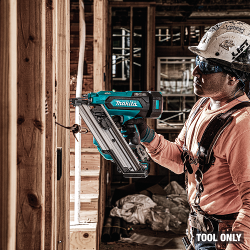 Makita GNB01Z Action Shot 7 (one handed use) - Thumbnail