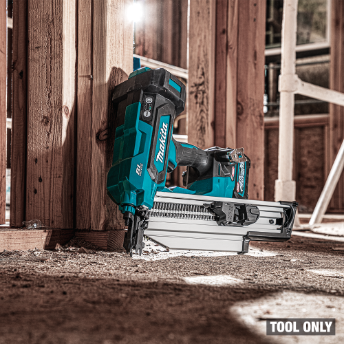 Makita GNB02Z Beauty Shot 2 - Thumbnail