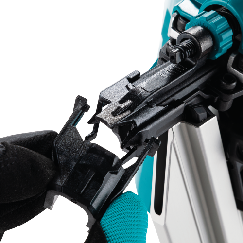 Makita GNB01Z Feature Shot (installing protective tip) - Thumbnail