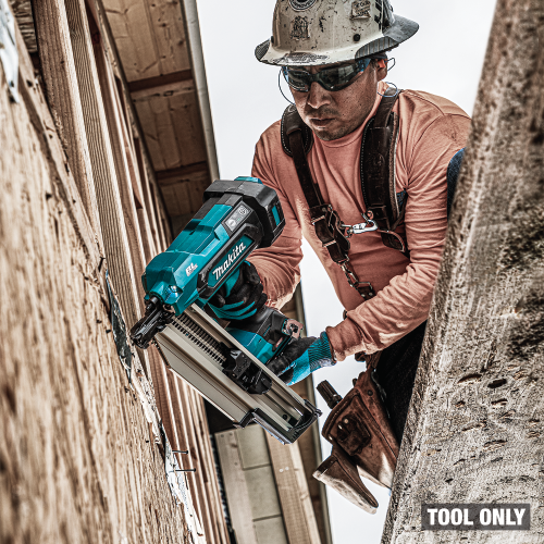 Makita GNB02Z Action Shot 3 - Thumbnail