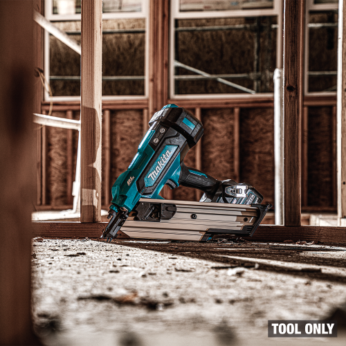 Makita GNB01Z Beauty Shot 4 - Thumbnail