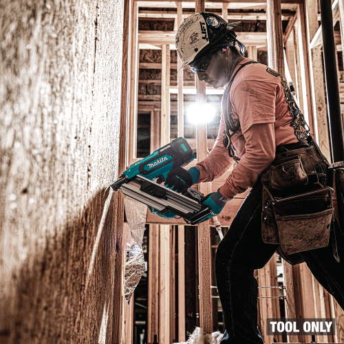 Makita GNB01Z Action Shot 11 - Thumbnail