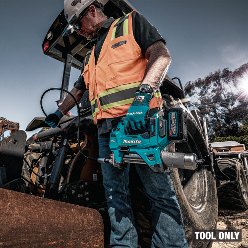 Makita GPG01Z Action Shot 6 - Thumbnail