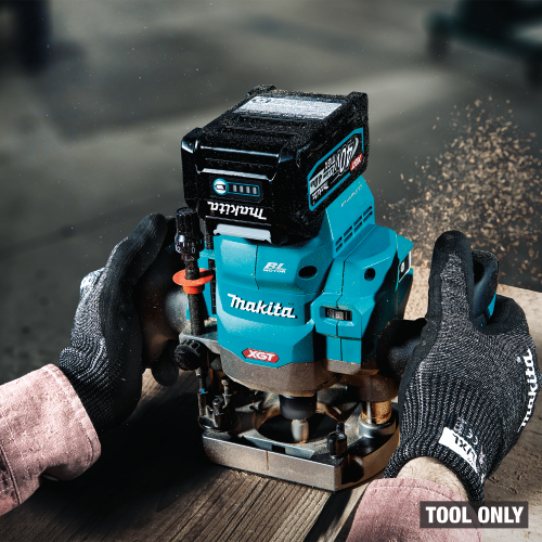 Makita GPR01Z Action Shot 1 - Thumbnail