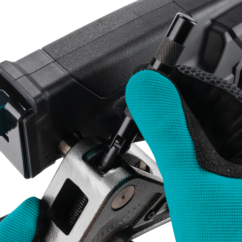 Makita GRJ03Z Feature Shot (pipe tension adjustment) - Thumbnail