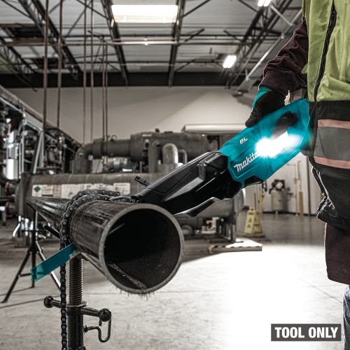 Makita GRJ03Z Action Shot 14 - Thumbnail