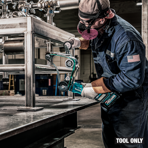 Makita GSB02Z Action Shot 4 (stainless steel) - Thumbnail