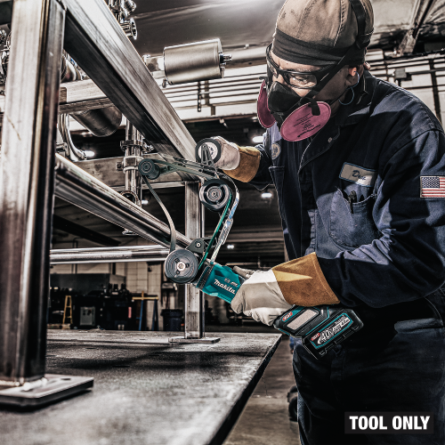 Makita GSB02Z Action Shot 5 (stainless steel) - Thumbnail