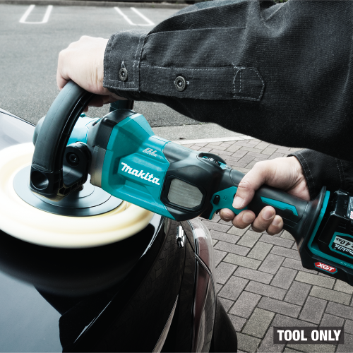 Makita GVP01Z Action Shot 6 - Thumbnail