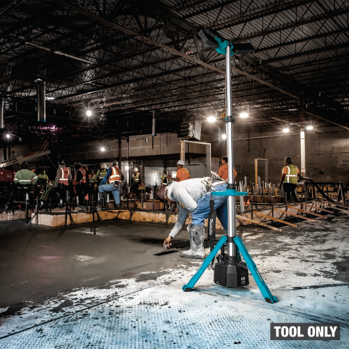 Makita ML014G Action Shot 6 - Thumbnail