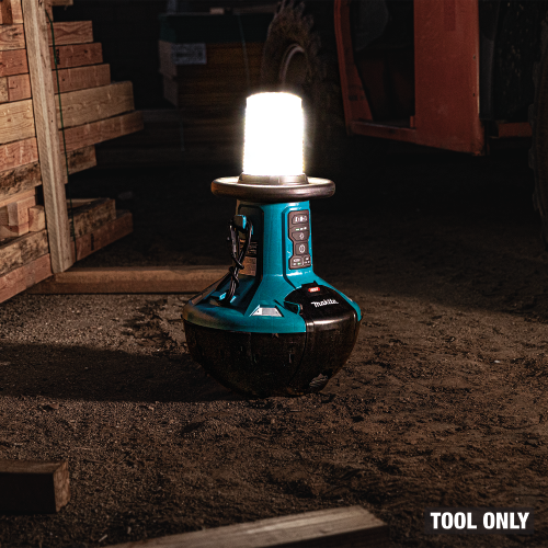 Makita ML010G Action Shot 3 - Thumbnail