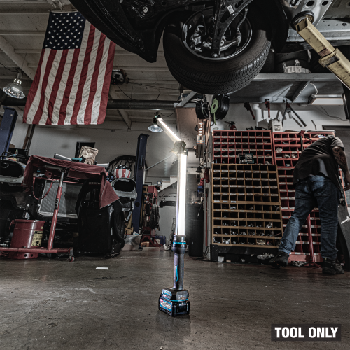 Makita ML012G Beauty Shot 10 - Thumbnail