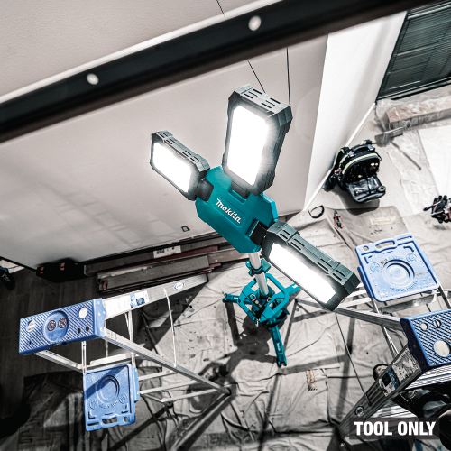 Makita ML014G Action Shot 1 - Thumbnail