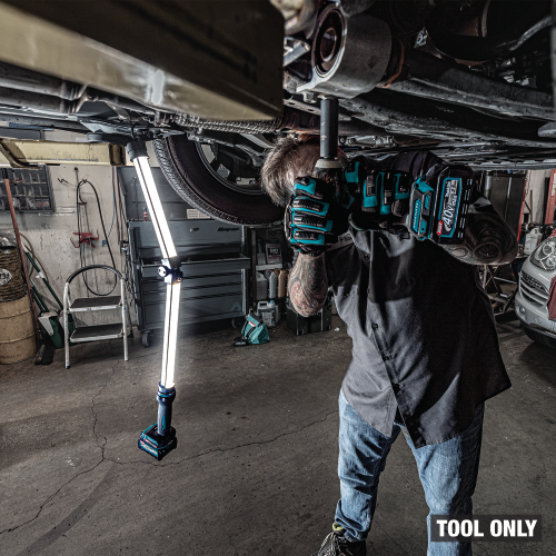 Makita ML012G Action Shot 1 - Thumbnail