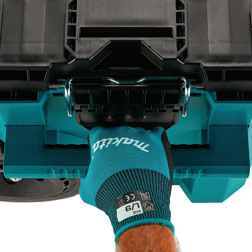 Makita T-90227 Feature Shot (carry handle ergonomics) - Thumbnail