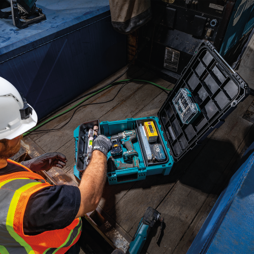 Makita T-90037 Action Shot 1 - Thumbnail