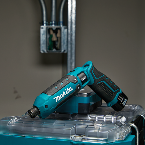 Makita TD023DSE Beauty Shot 1 - Thumbnail