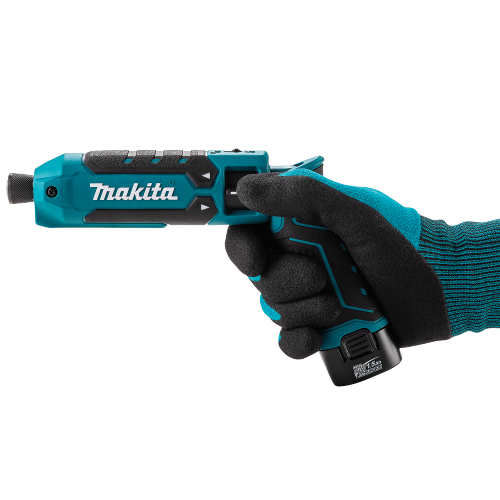 Makita TD023DSE Feature Shot (ergonomics) - Thumbnail
