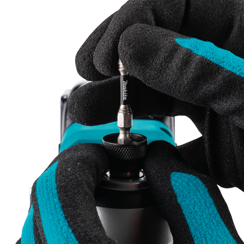 Makita XDT21Z Feature Shot (removing bit) - Thumbnail