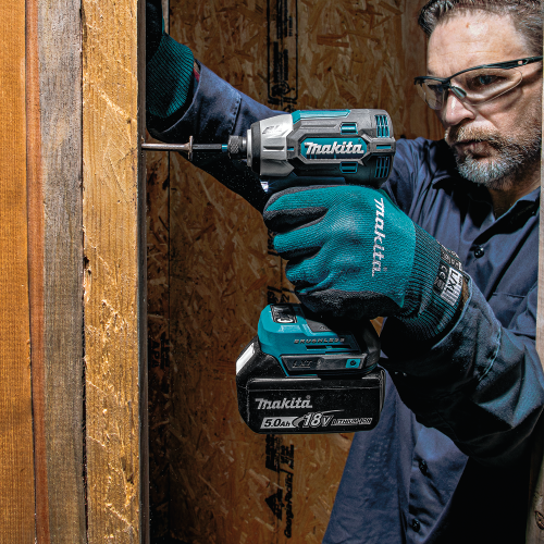 Makita XDT21T Action Shot 5 - Thumbnail