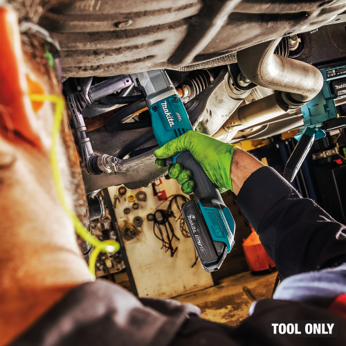 Makita XLT04Z Action Shot 1 - Thumbnail
