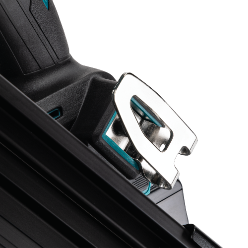 Makita XNB09Z Feature Shot (tool belt hook) - Thumbnail