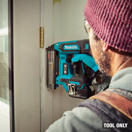 Makita XNB04 Action Shot 2 - Thumbnail