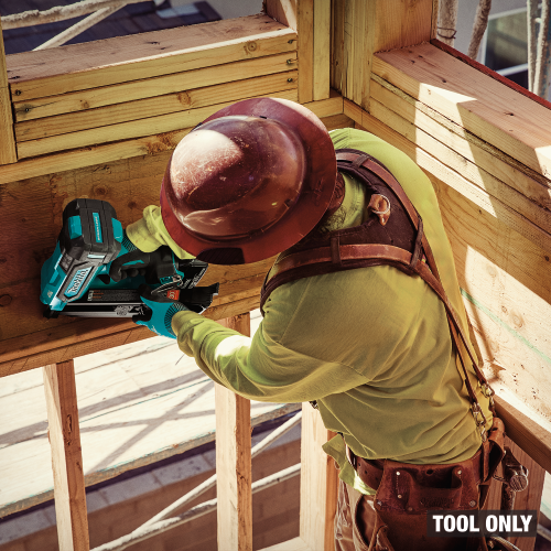 Makita XNB07Z Action Shot 3 - Thumbnail