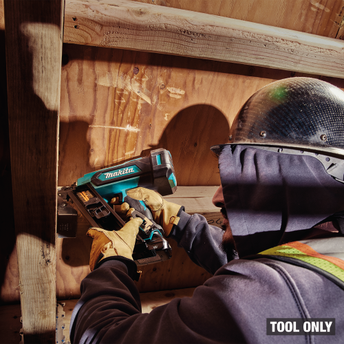 Makita XNB09Z Action Shot 3 - Thumbnail