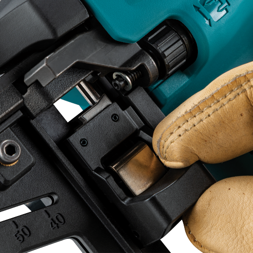 Makita XNB05Z Feature Shot (rear lock-and-load) - Thumbnail