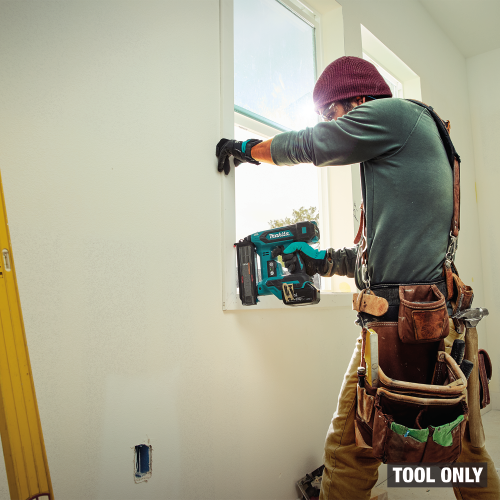Makita XNB04 Action Shot 1 - Thumbnail